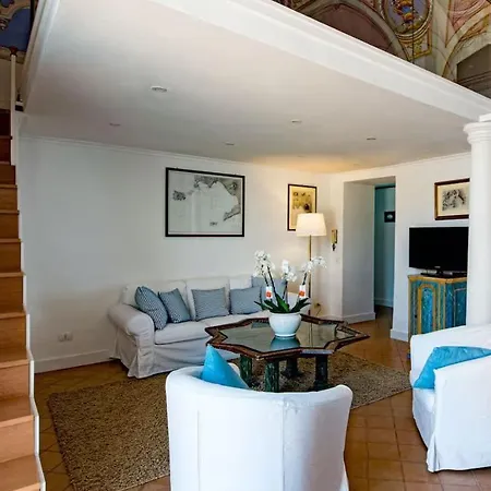 Ferienhaus Exceptional - - Pool *